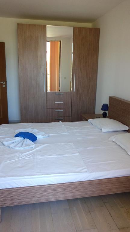 Sea Bedroom Apartments Несебр Экстерьер фото